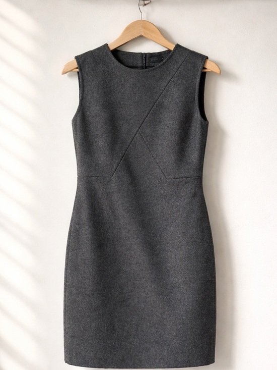 kate spade Dresses & Skirts - kate spade Charcoal Gray Sleeveless Sheath Dress